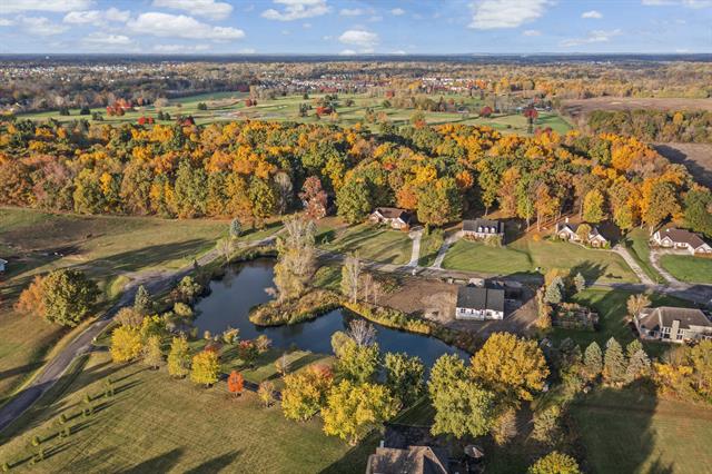 Builiding view eighteen for 28510 Coyote, New Hudson, MI. 48165