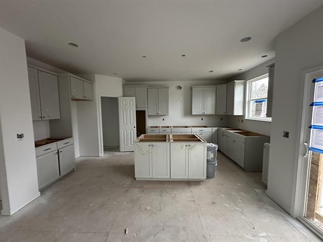 Builiding view six for 28510 Coyote, New Hudson, MI. 48165