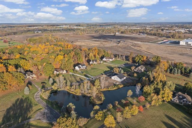 Builiding view sixteen for 28510 Coyote, New Hudson, MI. 48165