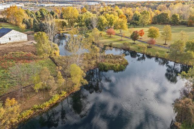 Builiding view twenty three for 28510 Coyote, New Hudson, MI. 48165