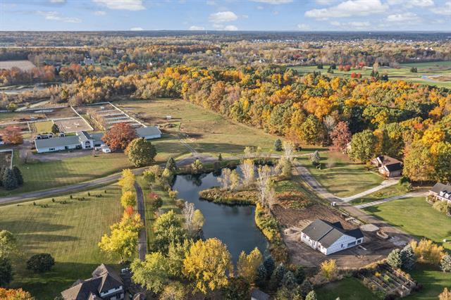 Builiding view twenty for 28510 Coyote, New Hudson, MI. 48165