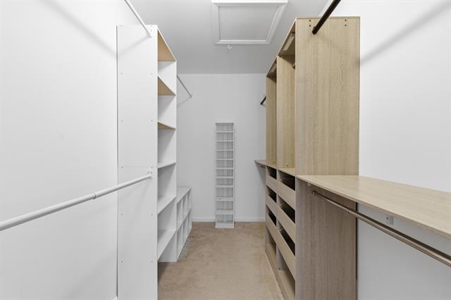 Builiding view ten for 28211 Oakmonte E, New Hudson, MI. 48165