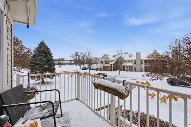 Builiding view twelve for 28211 Oakmonte E, New Hudson, MI. 48165