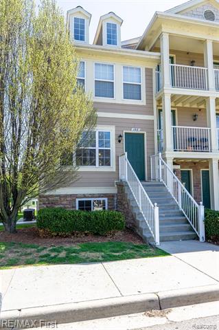 front view for 188 Park Green Dr, Lake Orion, Mi. 48362