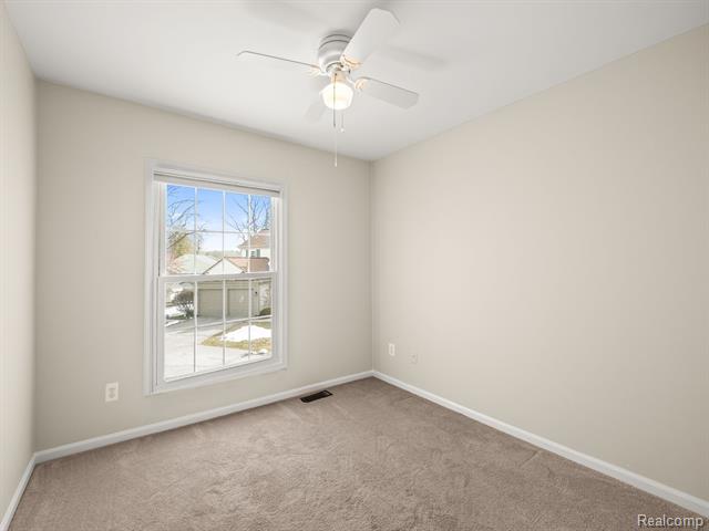 Builiding view twenty one for 1428 Crescent, Rochester, MI. 48306