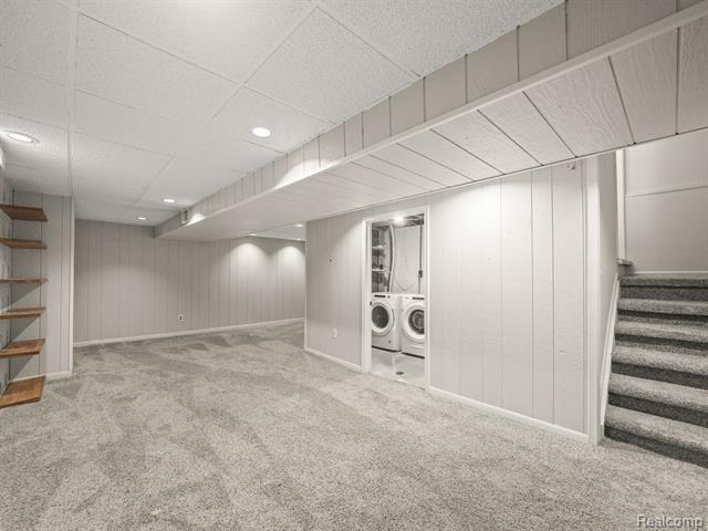Builiding view twenty six for 1428 Crescent, Rochester, MI. 48306