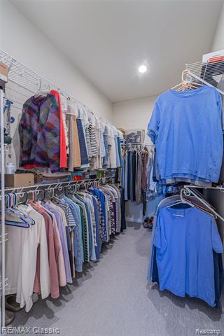 Builiding view eighteen for 48738 Rockview, Novi, MI. 48374