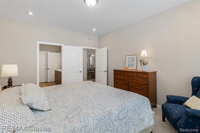 Builiding view fifteen for 48738 Rockview, Novi, MI. 48374