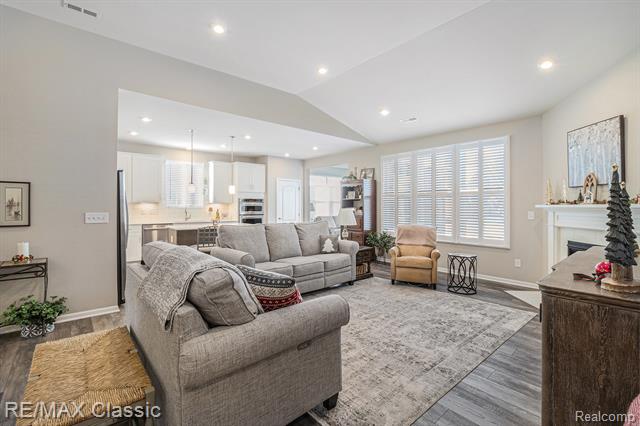 Builiding view six for 48738 Rockview, Novi, MI. 48374