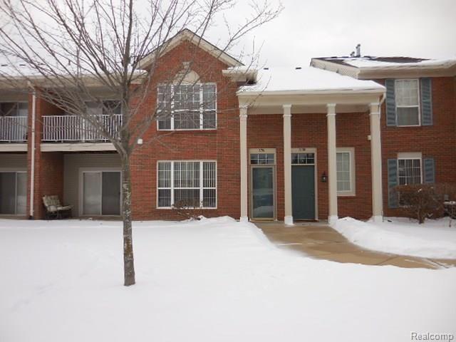front view for 3106 Chesapeake Cir, Walled Lake, Mi. 48390