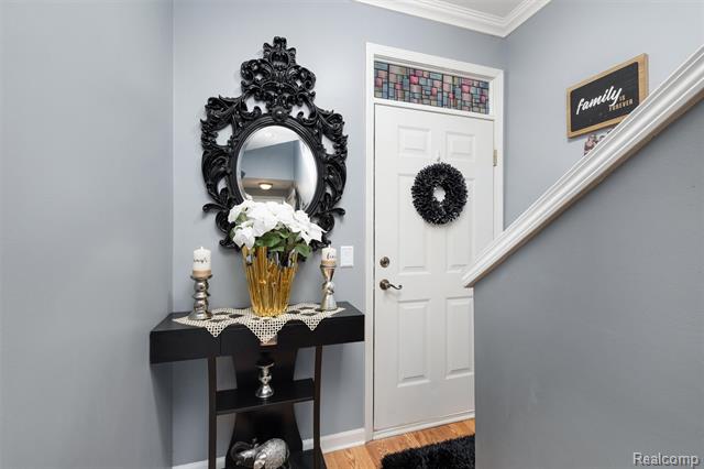 Builiding view four for 340 N Wixom, Wixom, MI. 48393