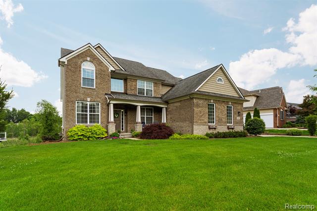 Builiding view forty nine for 613 Olivia, Milford, MI. 48381