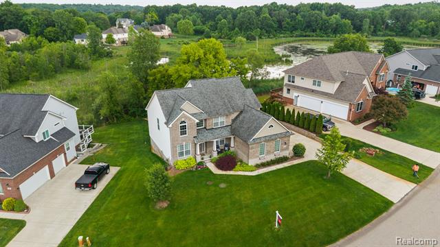 Builiding view four for 613 Olivia, Milford, MI. 48381