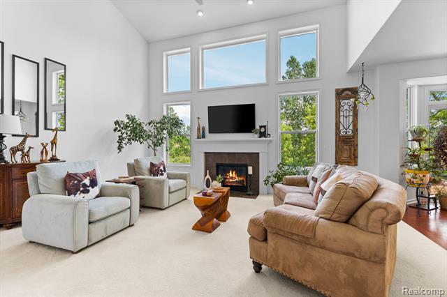 Builiding view fourteen for 613 Olivia, Milford, MI. 48381