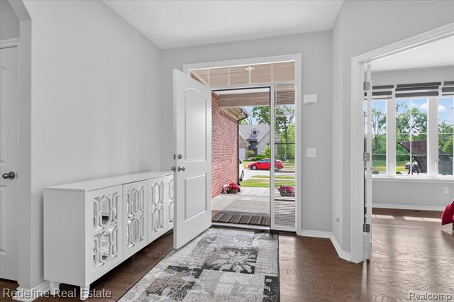 Builiding view five for 2976 Andlaur, Rochester, MI. 48307
