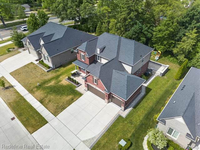 Builiding view forty six for 2976 Andlaur, Rochester, MI. 48307