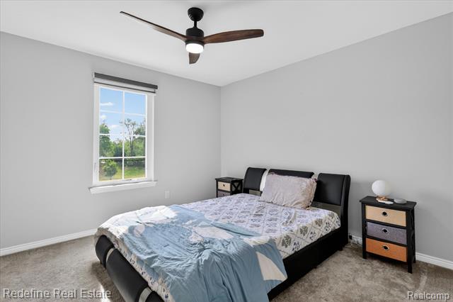 Builiding view thirty three for 2976 Andlaur, Rochester, MI. 48307