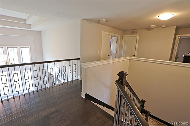 Builiding view fifty seven for 4966 Park Manor, Troy, MI. 48098