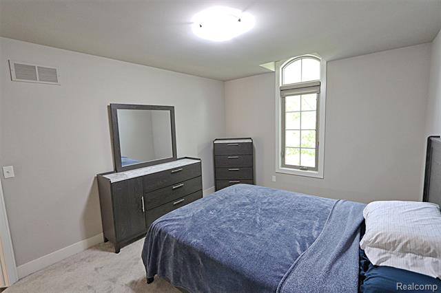Builiding view forty seven for 4966 Park Manor, Troy, MI. 48098