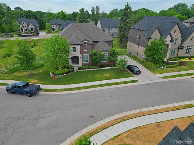 Builiding view seventy eight for 4966 Park Manor, Troy, MI. 48098