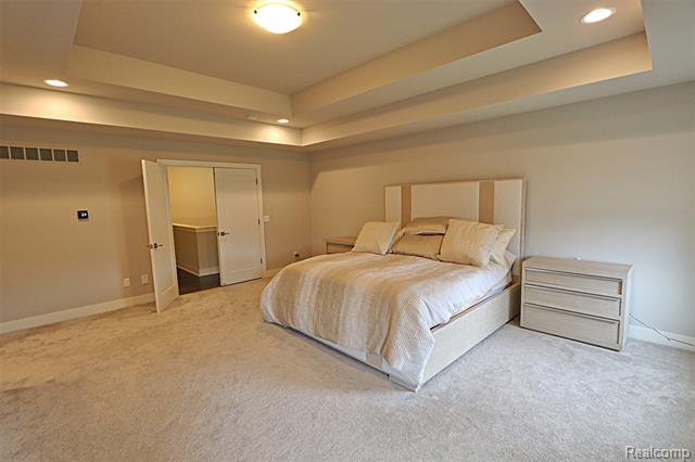 Builiding view thirty five for 4966 Park Manor, Troy, MI. 48098