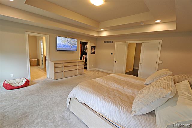 Builiding view thirty six for 4966 Park Manor, Troy, MI. 48098