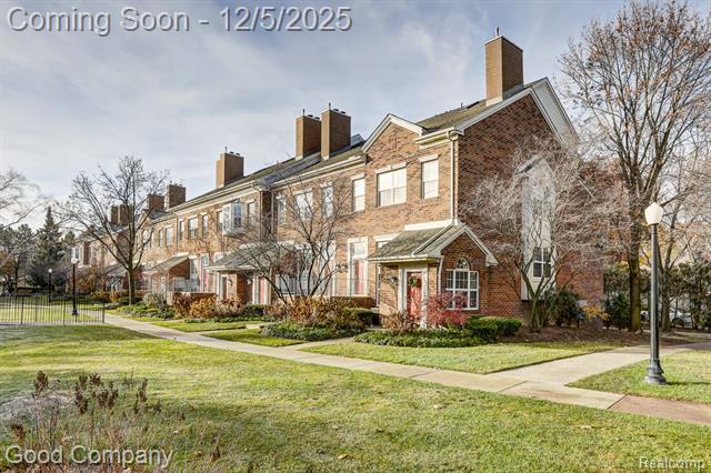 Builiding view forty for 1509 Chesapeake, Royal Oak, MI. 48067