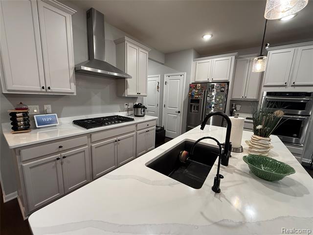 Builiding view five for 4811 Broomfield Way, Lake Orion, MI. 48359