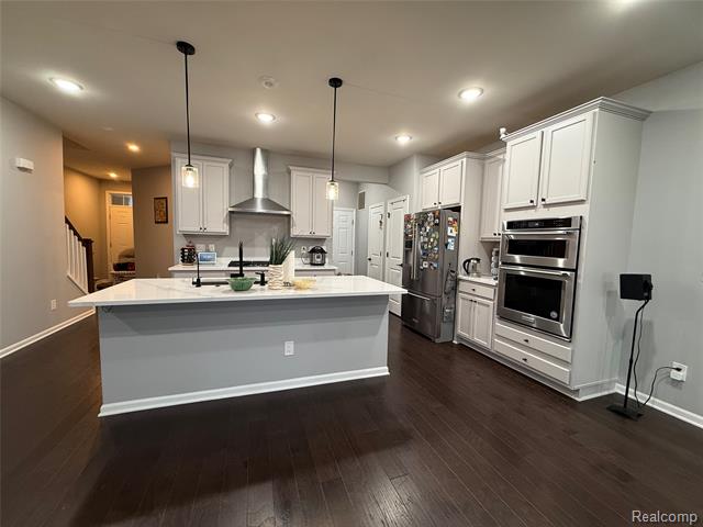 Builiding view six for 4811 Broomfield Way, Lake Orion, MI. 48359