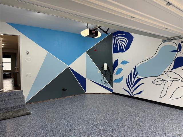 Builiding view sixty eight for 4811 Broomfield Way, Lake Orion, MI. 48359