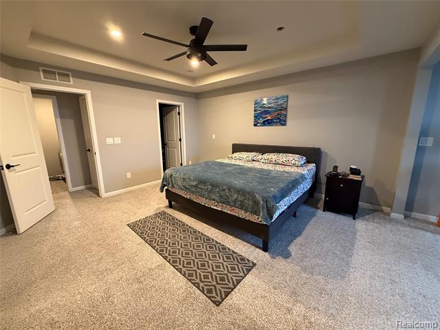 Builiding view thirty two for 4811 Broomfield Way, Lake Orion, MI. 48359