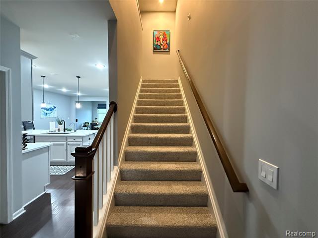 Builiding view twenty seven for 4811 Broomfield Way, Lake Orion, MI. 48359