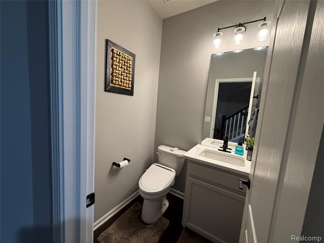 Builiding view twenty six for 4811 Broomfield Way, Lake Orion, MI. 48359