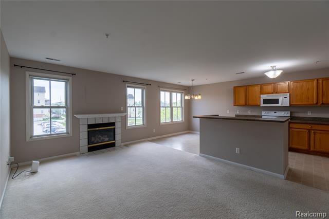 Builiding view ten for 3868 Forester, Auburn Hills, MI. 48326