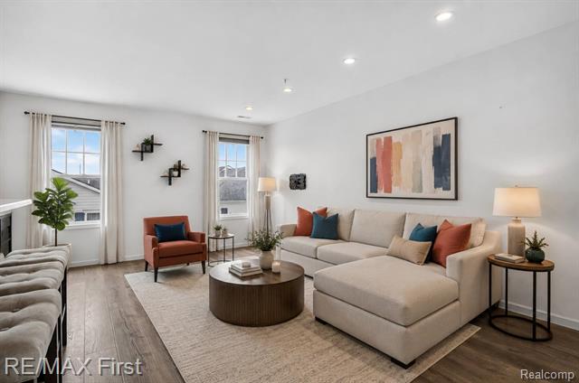 Builiding view six for 3920 Forester, Auburn Hills, MI. 48326