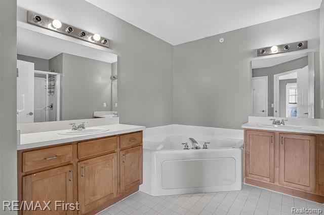 Builiding view sixteen for 3920 Forester, Auburn Hills, MI. 48326