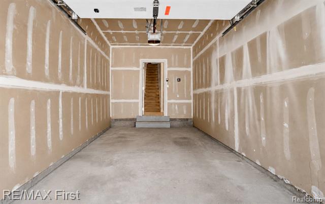 Builiding view twenty two for 3920 Forester, Auburn Hills, MI. 48326
