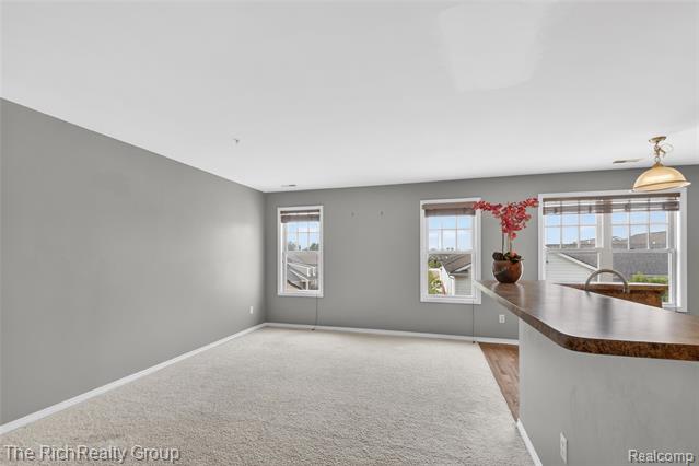 Builiding view thirteen for 3922 Forester, Auburn Hills, MI. 48326