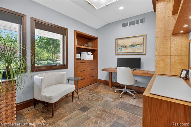 Builiding view forty two for 22635 Evergreen, Novi, MI. 48374