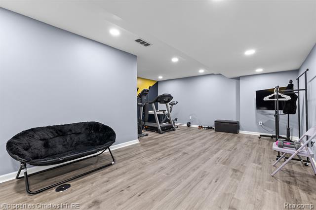Builiding view forty one for 25885 Tennyson, Novi, MI. 48374