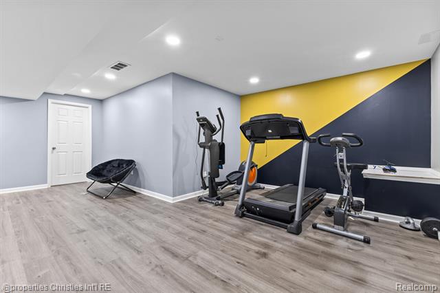 Builiding view forty two for 25885 Tennyson, Novi, MI. 48374