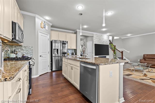 Builiding view nine for 25885 Tennyson, Novi, MI. 48374