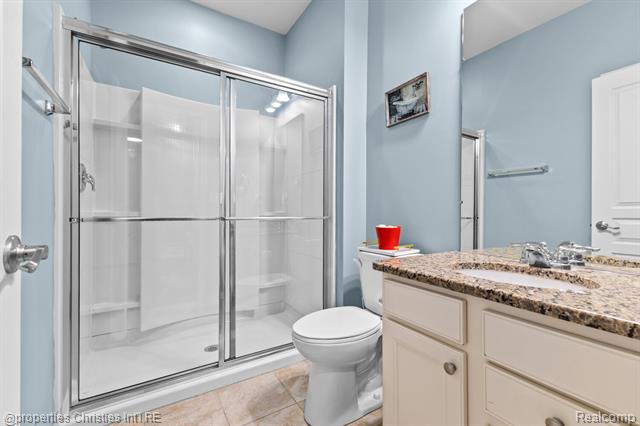 Builiding view thirteen for 25885 Tennyson, Novi, MI. 48374