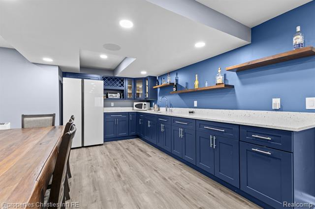 Builiding view thirty eight for 25885 Tennyson, Novi, MI. 48374