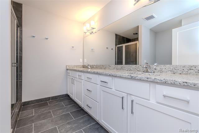 Builiding view forty three for 25558 Grandview, Novi, MI. 48375