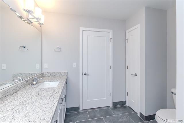 Builiding view forty two for 25534 Grandview, Novi, MI. 48375