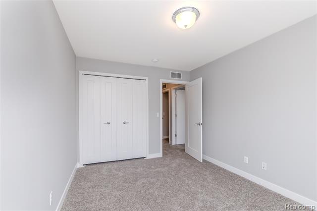 Builiding view sixty four for 25534 Grandview, Novi, MI. 48375