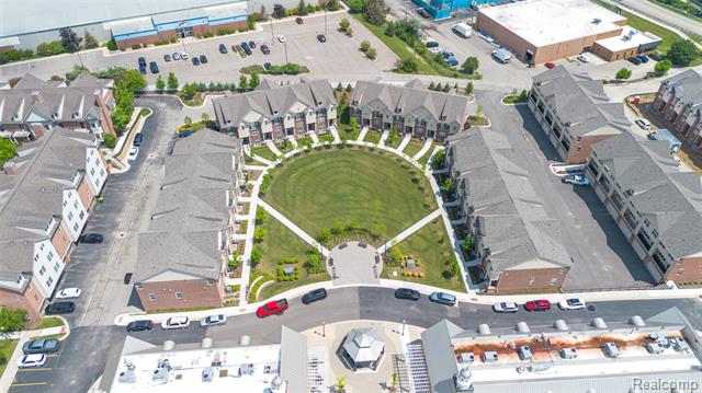 Builiding view ten for 25534 Grandview, Novi, MI. 48375