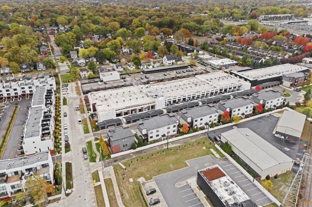Builiding view thirty one for 1220 Diamond Apt A, Royal Oak, MI. 48067
