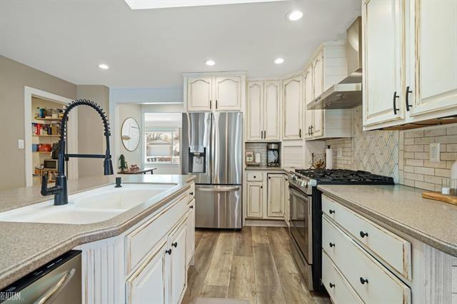 Builiding view eleven for 38867 Winkler, Harrison Township, MI. 48045